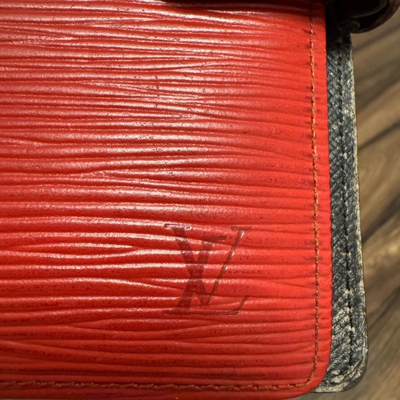 Authentic LV Epi Leather PM agenda - preloved Louis Vuitton - Picture 4 of 12